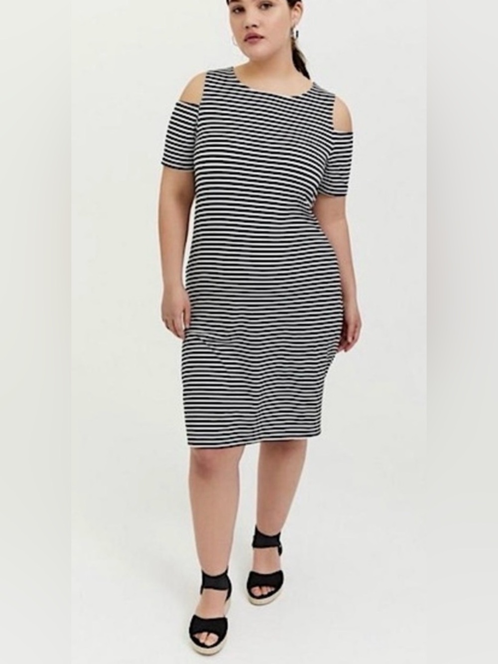 Torrid Black & White Jersey Cold Shoulder Shift Striped Dress Size 3 or 22/24